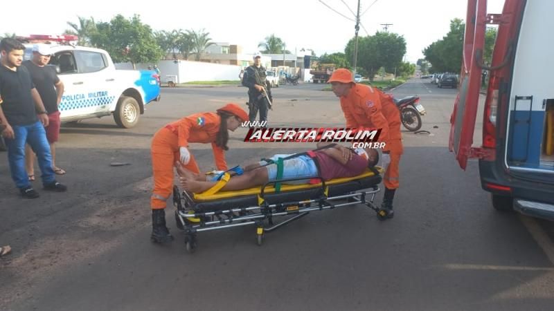 Acidente de trânsito envolvendo carro e moto deixou uma pessoa ferida nesta tarde em Rolim de Moura Acidente de trânsito envolvendo carro e moto deixou uma pessoa ferida nesta tarde em Rolim de Moura