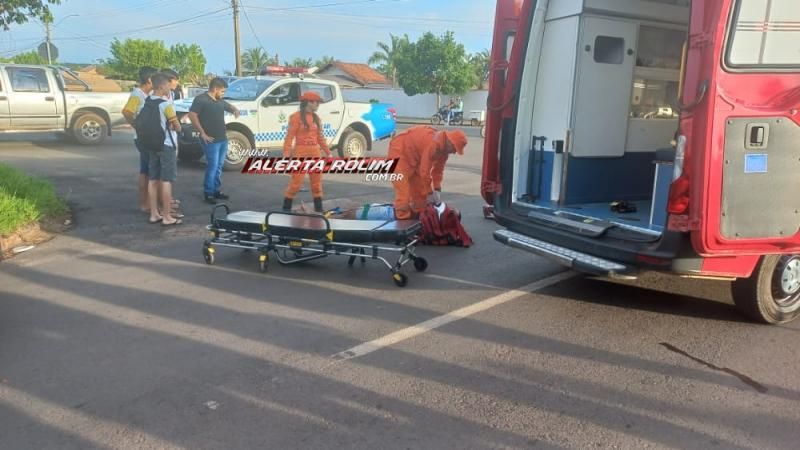 Acidente de trânsito envolvendo carro e moto deixou uma pessoa ferida nesta tarde em Rolim de Moura Acidente de trânsito envolvendo carro e moto deixou uma pessoa ferida nesta tarde em Rolim de Moura