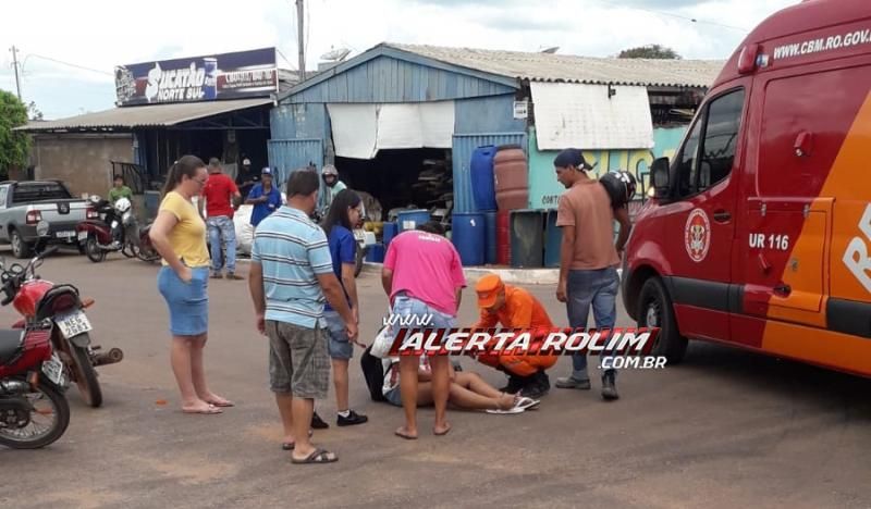 Acidente de trânsito na Avenida Norte Sul deixou duas pessoa feridas nesta tarde em Rolim de Moura