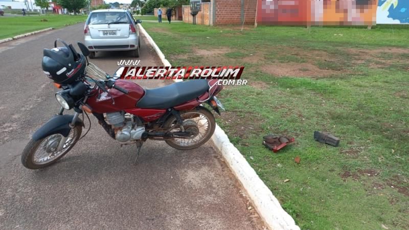 Acidente envolvendo carro e moto foi registrado nesta manhã em Rolim de Moura Acidente envolvendo carro e moto foi registrado nesta manhã em Rolim de Moura