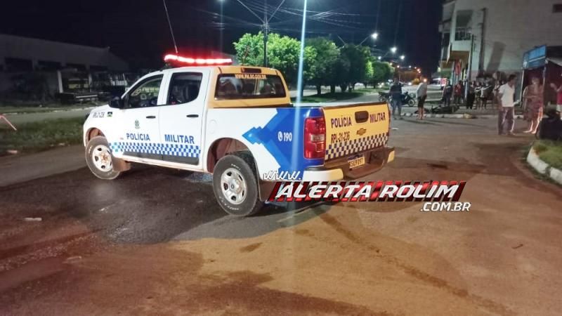 Após avançar via preferencial, bater em moto, motorista se evadiu, mas placa do carro ficou no local do acidente em Rolim de Moura Após avançar via preferencial, bater em moto, motorista se evadiu, mas placa do carro ficou no local do acidente em Rolim de Moura