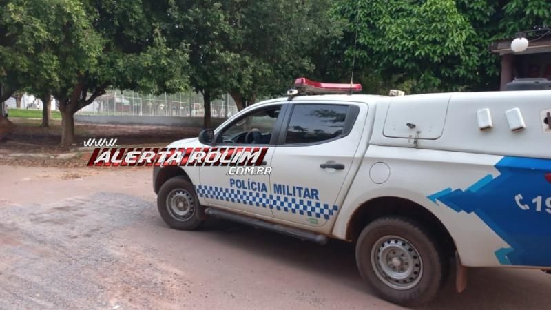 Após discussão em bar da Cohab, homem foi esfaqueado nesta tarde em Rolim de Moura Após discussão em bar da Cohab, homem foi esfaqueado nesta tarde em Rolim de Moura