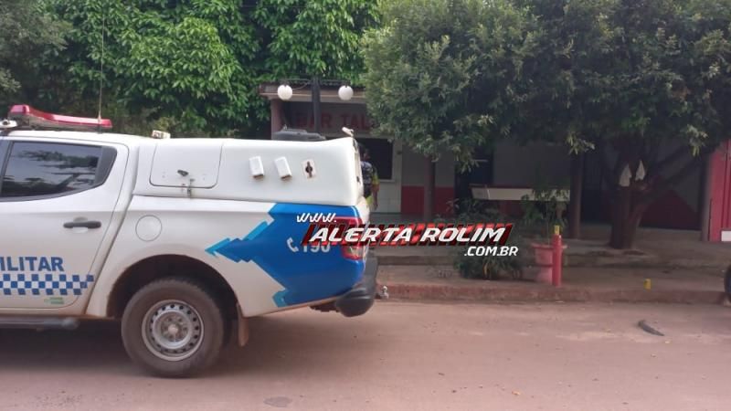 Após discussão em bar da Cohab, homem foi esfaqueado nesta tarde em Rolim de Moura Após discussão em bar da Cohab, homem foi esfaqueado nesta tarde em Rolim de Moura