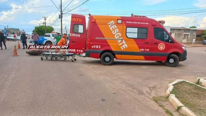 Motorista de carro e motociclista ficaram feridos em acidente de trânsito em Rolim de Moura Motorista de carro e motociclista ficaram feridos em acidente de trânsito em Rolim de Moura
