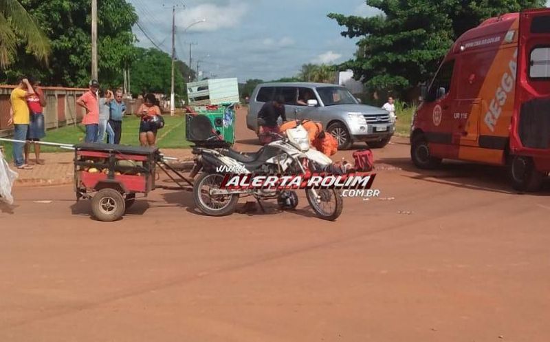 Colisão entre duas motos foi registrada nesta tarde no bairro Centenário em Rolim de Moura Colisão entre duas motos foi registrada nesta tarde no bairro Centenário em Rolim de Moura