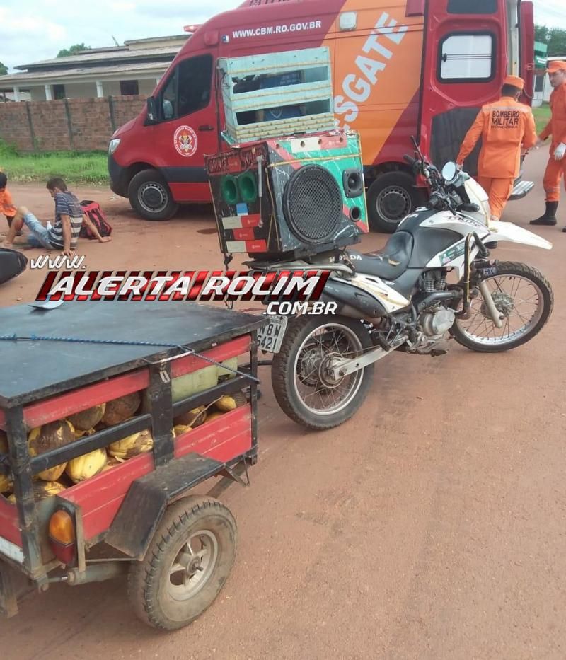 Colisão entre duas motos foi registrada nesta tarde no bairro Centenário em Rolim de Moura Colisão entre duas motos foi registrada nesta tarde no bairro Centenário em Rolim de Moura