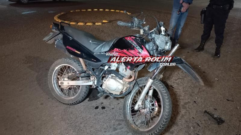 Grave acidente de trânsito foi registrado na noite de sexta-feira em Rolim de Moura Grave acidente de trânsito foi registrado na noite de sexta-feira em Rolim de Moura