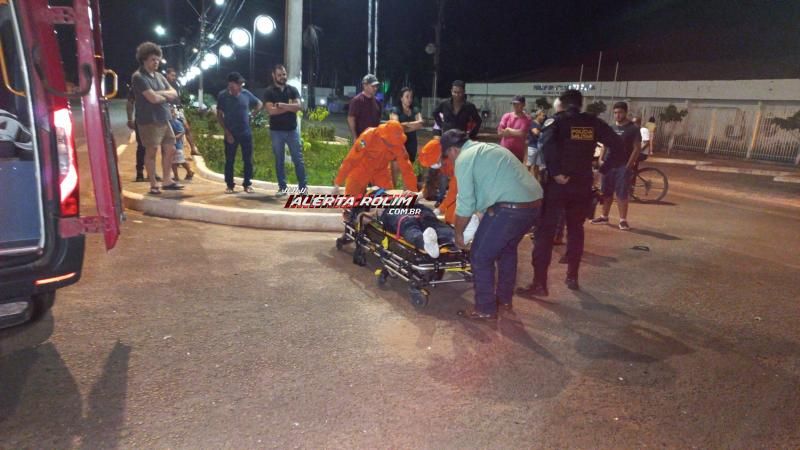 Grave acidente de trânsito foi registrado na noite de sexta-feira em Rolim de Moura Grave acidente de trânsito foi registrado na noite de sexta-feira em Rolim de Moura