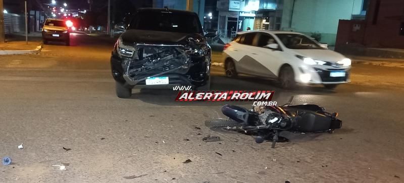 Grave acidente de trânsito foi registrado na noite de sexta-feira em Rolim de Moura Grave acidente de trânsito foi registrado na noite de sexta-feira em Rolim de Moura