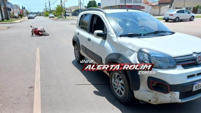 Mais um acidente de trânsito envolvendo carro e moto foi registrado nesta sexta-feira em Rolim de Moura Mais um acidente de trânsito envolvendo carro e moto foi registrado nesta sexta-feira em Rolim de Moura