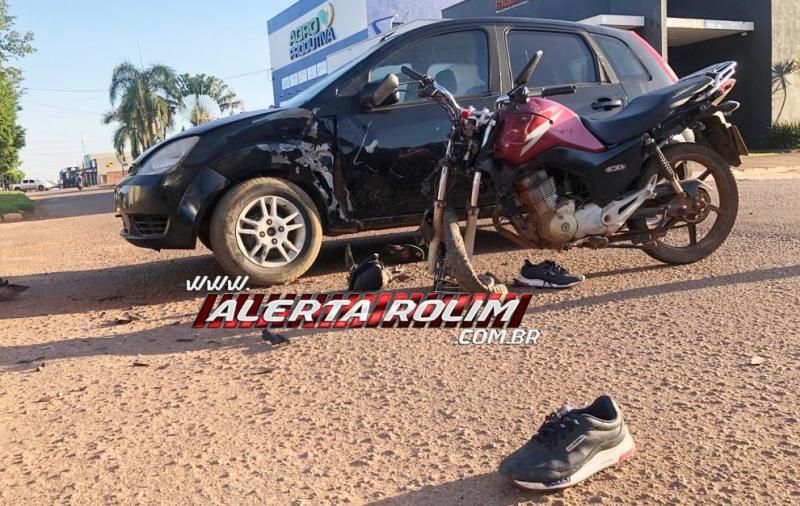 Motociclista foi socorrido inconsciente à UPA após colisão com carro nesta manhã em Rolim de Moura Motociclista foi socorrido inconsciente à UPA após colisão com carro nesta manhã em Rolim de Moura