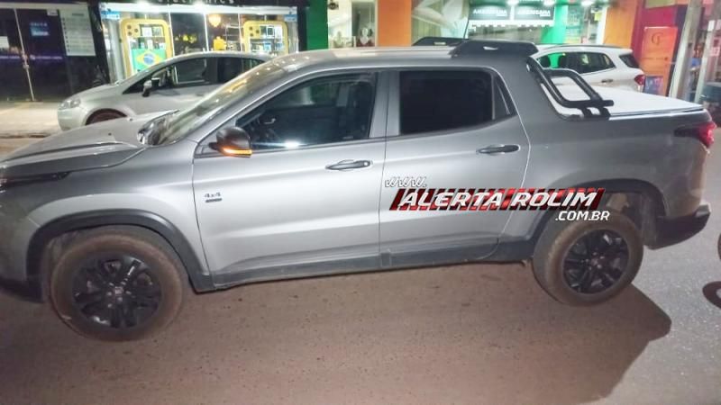 No quarto acidente do dia, adolescente conduzindo moto bateu na traseira de carro no Centro de Rolim de Moura No quarto acidente do dia, adolescente conduzindo moto bateu na traseira de carro no Centro de Rolim de Moura