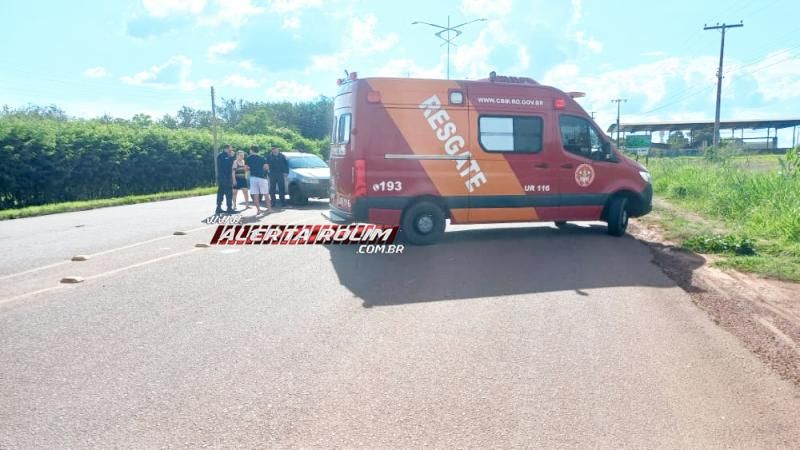 PM registrou colisão entre carro e moto nesta tarde de sábado em Rolim de Moura PM registrou colisão entre carro e moto nesta tarde de sábado em Rolim de Moura