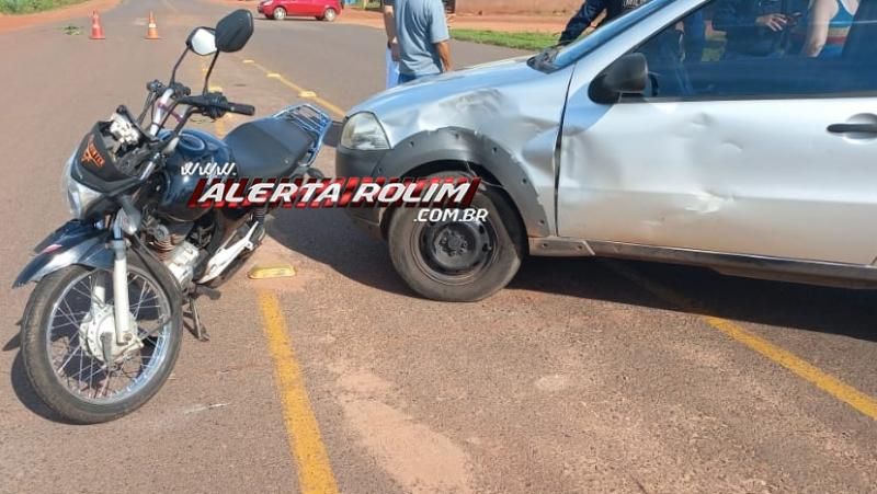 PM registrou colisão entre carro e moto nesta tarde de sábado em Rolim de Moura PM registrou colisão entre carro e moto nesta tarde de sábado em Rolim de Moura