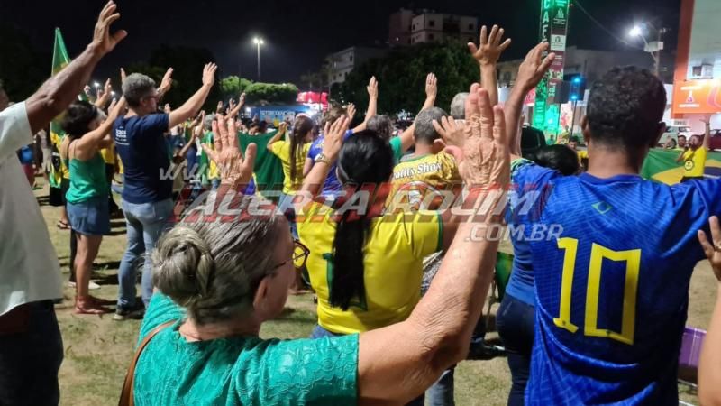 Rolimourenses completam 9 dias de manifestações de forma absolutamente ordeira Rolimourenses completam 9 dias de manifestações de forma absolutamente ordeira