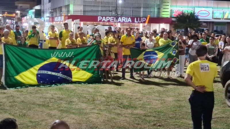 Rolimourenses completam 9 dias de manifestações de forma absolutamente ordeira Rolimourenses completam 9 dias de manifestações de forma absolutamente ordeira