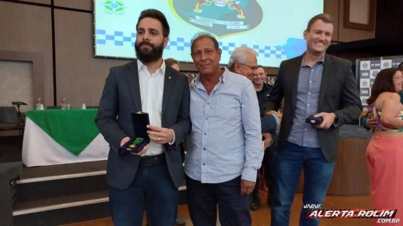 Solenidade alusiva aos 47 anos da PMRO foi realizada pelo 10º Batalhão de Polícia Militar em Rolim de Moura Solenidade alusiva aos 47 anos da PMRO foi realizada pelo 10º Batalhão de Polícia Militar em Rolim de Moura