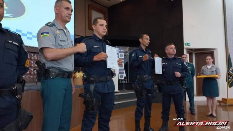 Solenidade alusiva aos 47 anos da PMRO foi realizada pelo 10º Batalhão de Polícia Militar em Rolim de Moura Solenidade alusiva aos 47 anos da PMRO foi realizada pelo 10º Batalhão de Polícia Militar em Rolim de Moura