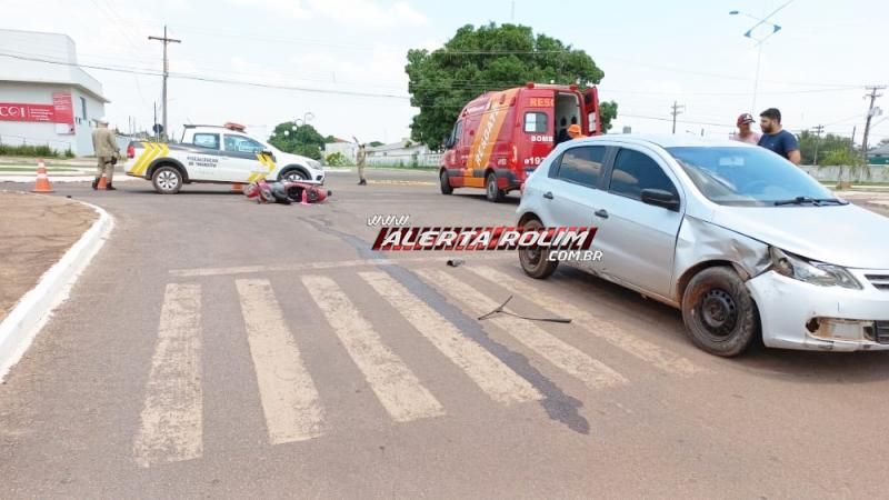 Terceiro acidente de trânsito desta terça-feira deixou condutora de moto ferida em Rolim de Moura Terceiro acidente de trânsito desta terça-feira deixou condutora de moto ferida em Rolim de Moura