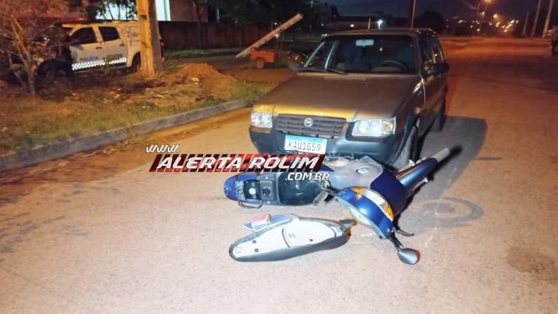 Trafegando na contramão, motorista com sinais de embriaguez atingiu condutora de moto na noite quinta-feira em Rolim de Moura Trafegando na contramão, motorista com sinais de embriaguez atingiu condutora de moto na noite quinta-feira em Rolim de Moura