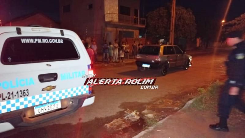 Trafegando na contramão, motorista com sinais de embriaguez atingiu condutora de moto na noite quinta-feira em Rolim de Moura Trafegando na contramão, motorista com sinais de embriaguez atingiu condutora de moto na noite quinta-feira em Rolim de Moura