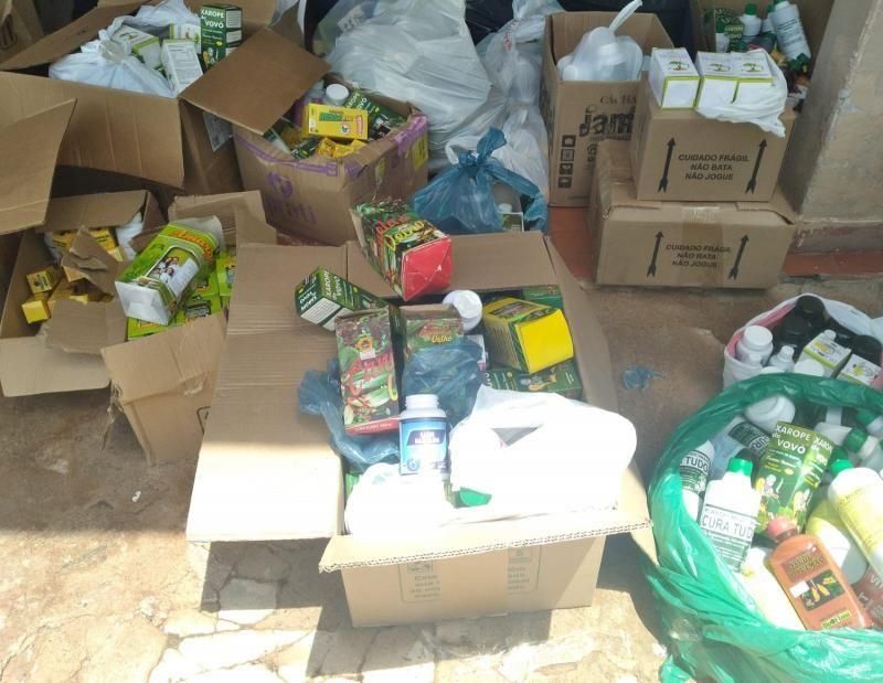 Vigilância Sanitária apreende centenas de produtos vendidos de forma irregular em Rolim de Moura Vigilância Sanitária apreende centenas de produtos vendidos de forma irregular em Rolim de Moura