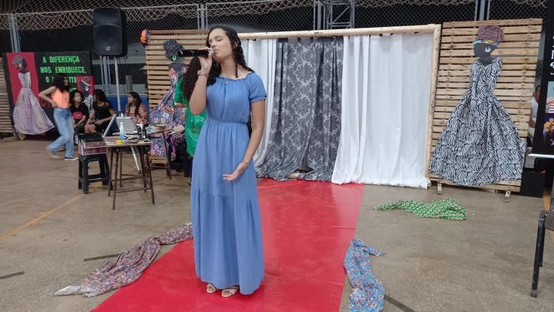 1ª Noite Cultural do Colégio TIRADENTES em Rolim de Moura e entrega de premiações do Projeto Leitor Destaque 1ª Noite Cultural do Colégio TIRADENTES em Rolim de Moura e entrega de premiações do Projeto Leitor Destaque