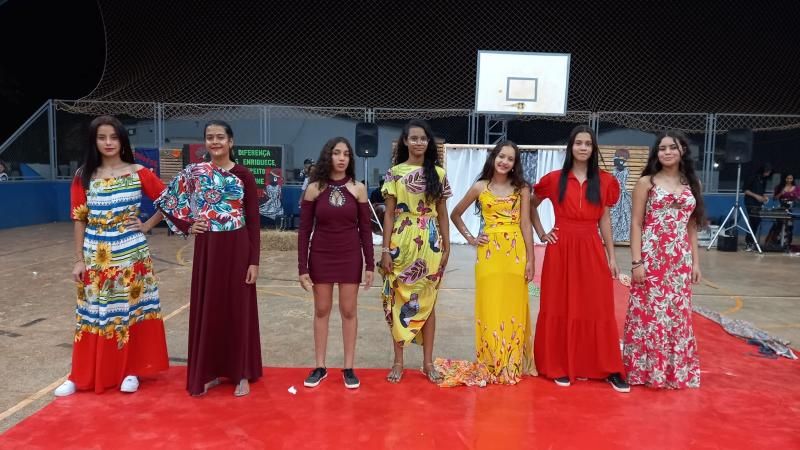 1ª Noite Cultural do Colégio TIRADENTES em Rolim de Moura e entrega de premiações do Projeto Leitor Destaque 1ª Noite Cultural do Colégio TIRADENTES em Rolim de Moura e entrega de premiações do Projeto Leitor Destaque