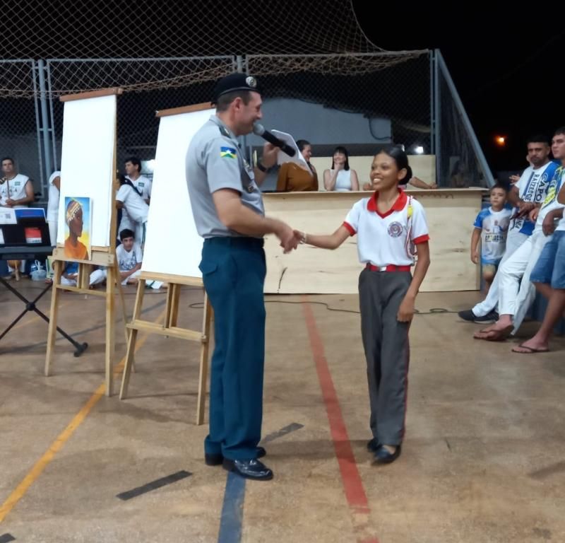 1ª Noite Cultural do Colégio TIRADENTES em Rolim de Moura e entrega de premiações do Projeto Leitor Destaque 1ª Noite Cultural do Colégio TIRADENTES em Rolim de Moura e entrega de premiações do Projeto Leitor Destaque