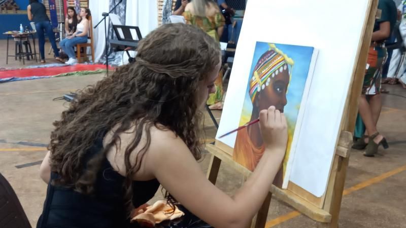 1ª Noite Cultural do Colégio TIRADENTES em Rolim de Moura e entrega de premiações do Projeto Leitor Destaque 1ª Noite Cultural do Colégio TIRADENTES em Rolim de Moura e entrega de premiações do Projeto Leitor Destaque