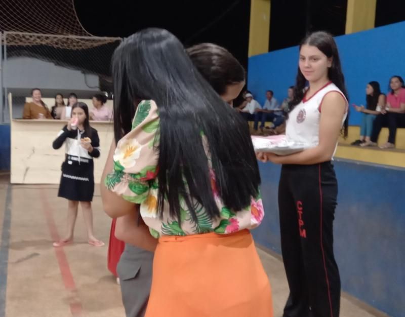 1ª Noite Cultural do Colégio TIRADENTES em Rolim de Moura e entrega de premiações do Projeto Leitor Destaque 1ª Noite Cultural do Colégio TIRADENTES em Rolim de Moura e entrega de premiações do Projeto Leitor Destaque