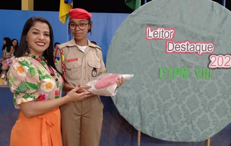 1ª Noite Cultural do Colégio TIRADENTES em Rolim de Moura e entrega de premiações do Projeto Leitor Destaque 1ª Noite Cultural do Colégio TIRADENTES em Rolim de Moura e entrega de premiações do Projeto Leitor Destaque