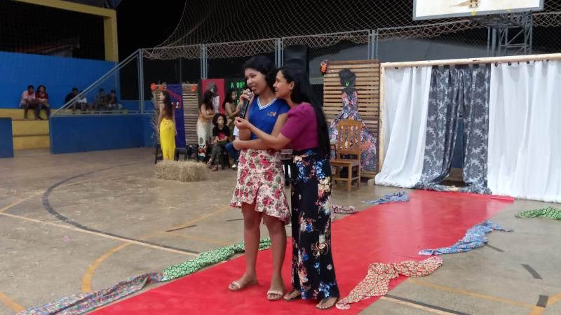 1ª Noite Cultural do Colégio TIRADENTES em Rolim de Moura e entrega de premiações do Projeto Leitor Destaque 1ª Noite Cultural do Colégio TIRADENTES em Rolim de Moura e entrega de premiações do Projeto Leitor Destaque