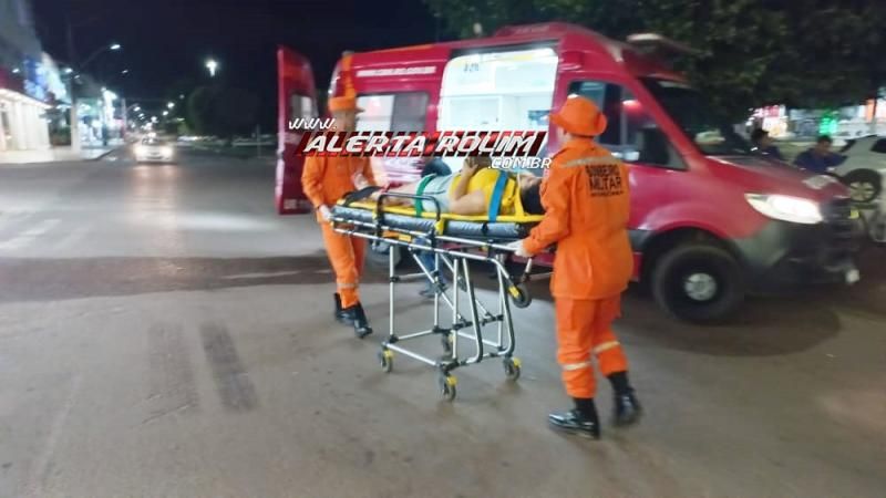 Acidente de trânsito na noite de terça-feira deixou condutora de moto ferida em Rolim de Moura Acidente de trânsito na noite de terça-feira deixou condutora de moto ferida em Rolim de Moura