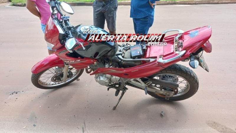 Acidente de trânsito no bairro Planalto deixou motociclista com fratura exposta em uma das pernas nesta manhã em Rolim de Moura Acidente de trânsito no bairro Planalto deixou motociclista com fratura exposta em uma das pernas nesta manhã em Rolim de Moura