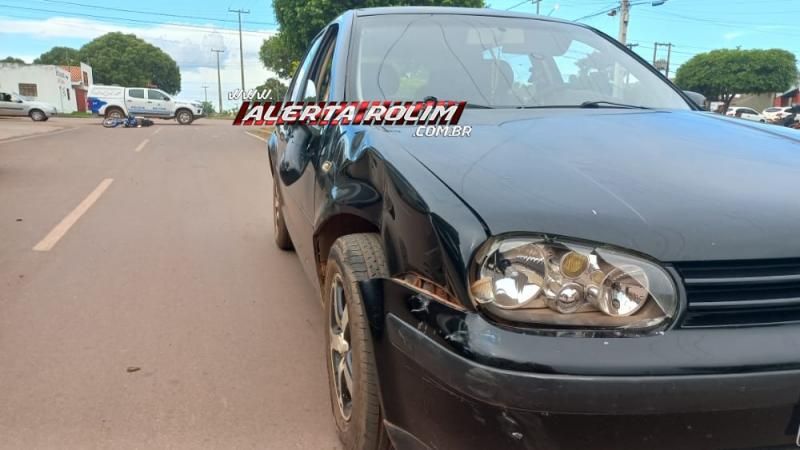 Acidente envolvendo moto e carro deixou um ferido nesta tarde em Rolim de Moura Acidente envolvendo moto e carro deixou um ferido nesta tarde em Rolim de Moura
