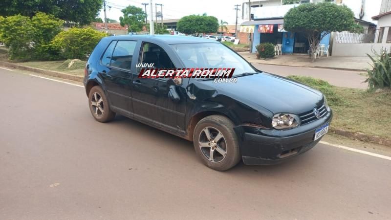 Acidente envolvendo moto e carro deixou um ferido nesta tarde em Rolim de Moura Acidente envolvendo moto e carro deixou um ferido nesta tarde em Rolim de Moura