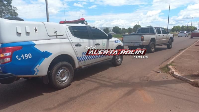 Colisão entre carro e caminhonete foi registrada nesta segunda-feira em Rolim de Moura Colisão entre carro e caminhonete foi registrada nesta segunda-feira em Rolim de Moura