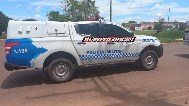 Colisão entre carro e caminhonete foi registrada nesta segunda-feira em Rolim de Moura Colisão entre carro e caminhonete foi registrada nesta segunda-feira em Rolim de Moura