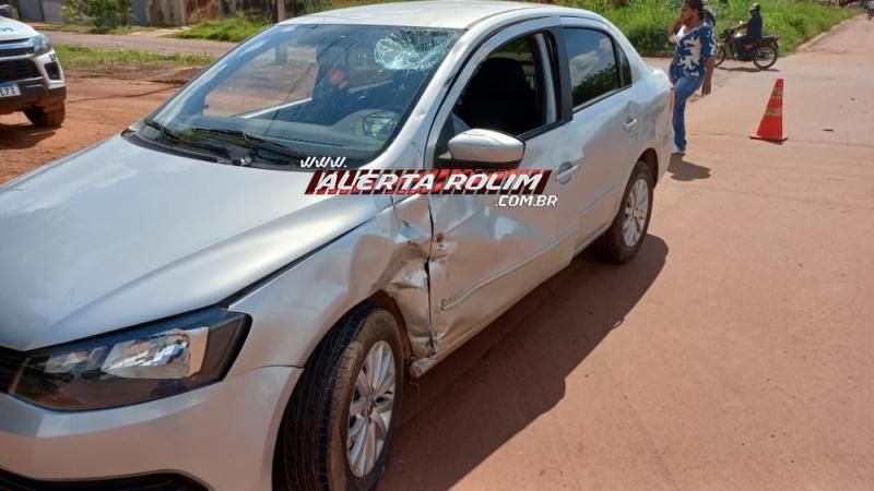 Colisão entre carro e moto no bairro Planalto deixou uma pessoa ferida nesta tarde em Rolim de Moura Colisão entre carro e moto no bairro Planalto deixou uma pessoa ferida nesta tarde em Rolim de Moura