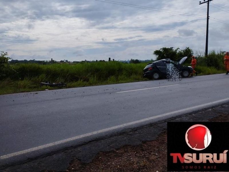 Duas mulheres morreram em grave acidente nesta quarta-feira em Cacoal Duas mulheres morreram em grave acidente nesta quarta-feira em Cacoal