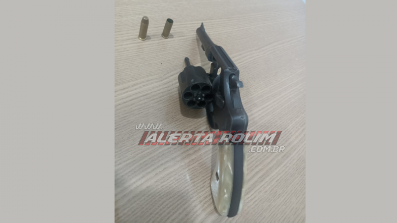 Homem que agrediu e ameaçava matar a esposa, filha e cunhada foi preso pela PM em Nova Estrela Homem que agrediu e ameaçava matar a esposa, filha e cunhada foi preso pela PM em Nova Estrela