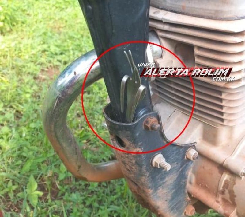 Moto furtada foi recuperada pela PM em Rolim de Moura Moto furtada foi recuperada pela PM em Rolim de Moura