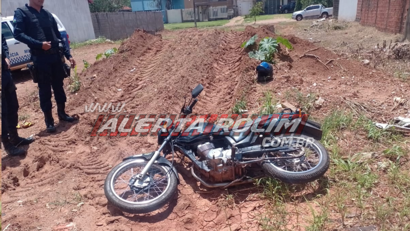 Moto furtada foi recuperada pela Polícia Militar em Rolim de Moura Moto furtada foi recuperada pela Polícia Militar em Rolim de Moura