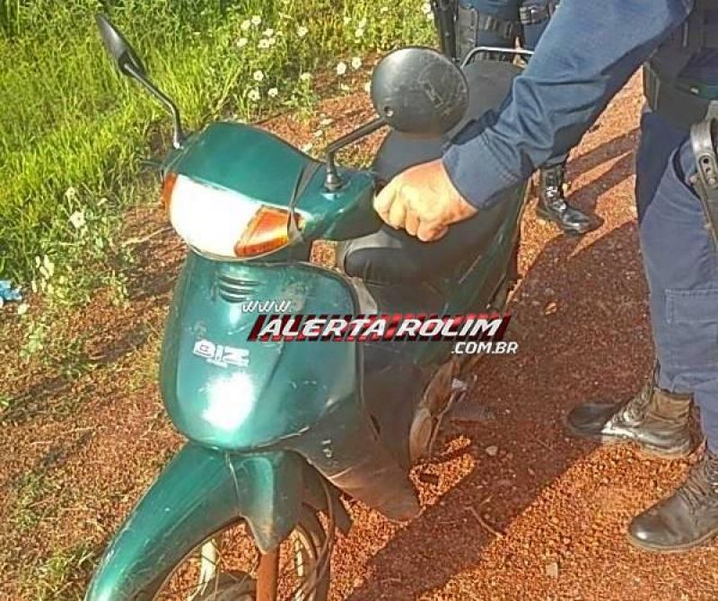 Moto furtada há duas semanas foi recuperado pela Polícia Militar em Rolim de Moura Moto furtada há duas semanas foi recuperado pela Polícia Militar em Rolim de Moura