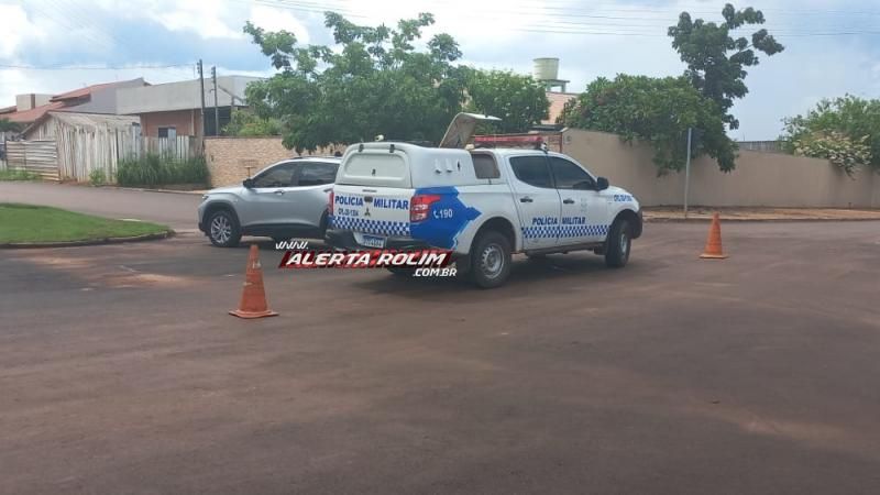 Segundo acidente do dia envolveu carro e moto e deixou uma pessoa ferida em Rolim de Moura Segundo acidente do dia envolveu carro e moto e deixou uma pessoa ferida em Rolim de Moura