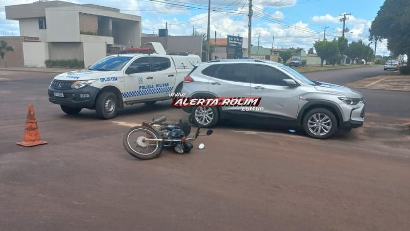 Segundo acidente do dia envolveu carro e moto e deixou uma pessoa ferida em Rolim de Moura Segundo acidente do dia envolveu carro e moto e deixou uma pessoa ferida em Rolim de Moura