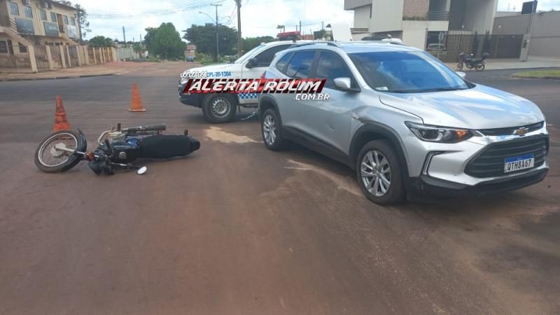 Segundo acidente do dia envolveu carro e moto e deixou uma pessoa ferida em Rolim de Moura Segundo acidente do dia envolveu carro e moto e deixou uma pessoa ferida em Rolim de Moura