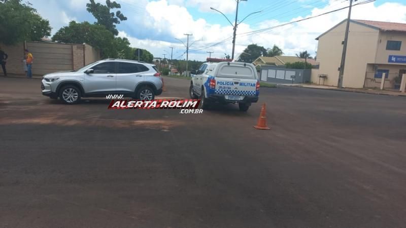 Segundo acidente do dia envolveu carro e moto e deixou uma pessoa ferida em Rolim de Moura Segundo acidente do dia envolveu carro e moto e deixou uma pessoa ferida em Rolim de Moura