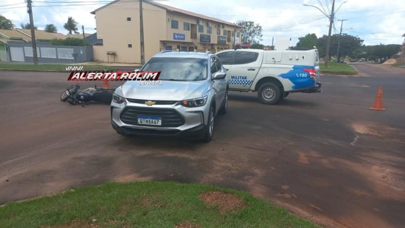 Segundo acidente do dia envolveu carro e moto e deixou uma pessoa ferida em Rolim de Moura Segundo acidente do dia envolveu carro e moto e deixou uma pessoa ferida em Rolim de Moura